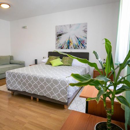 Villa Confort Exclusive Rovinj Bagian luar foto